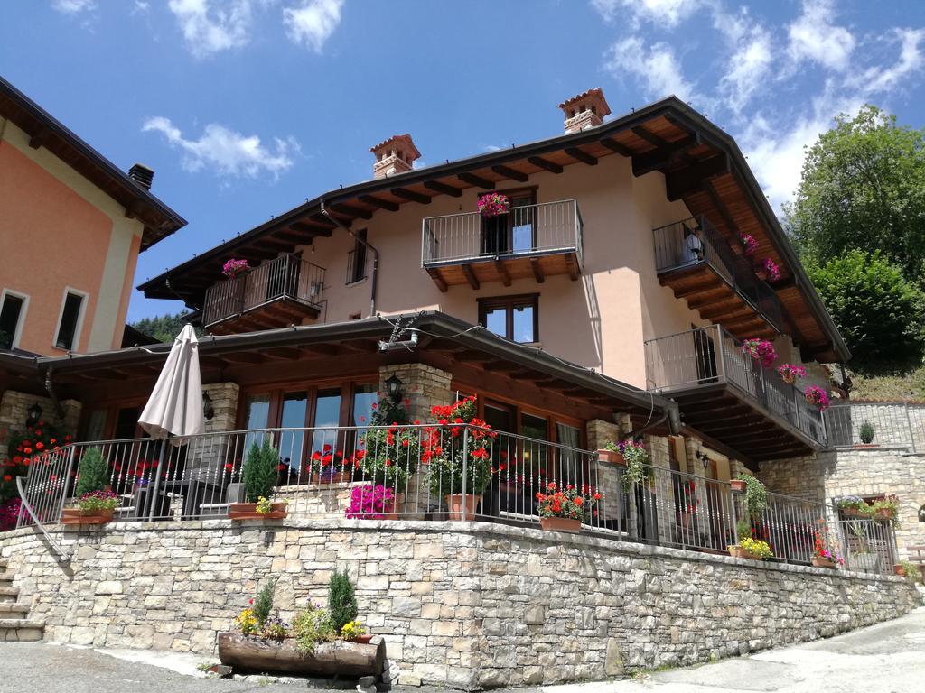 Maison d'hôtes Agriturismo Cornei Da Nadia à Collio Extérieur photo